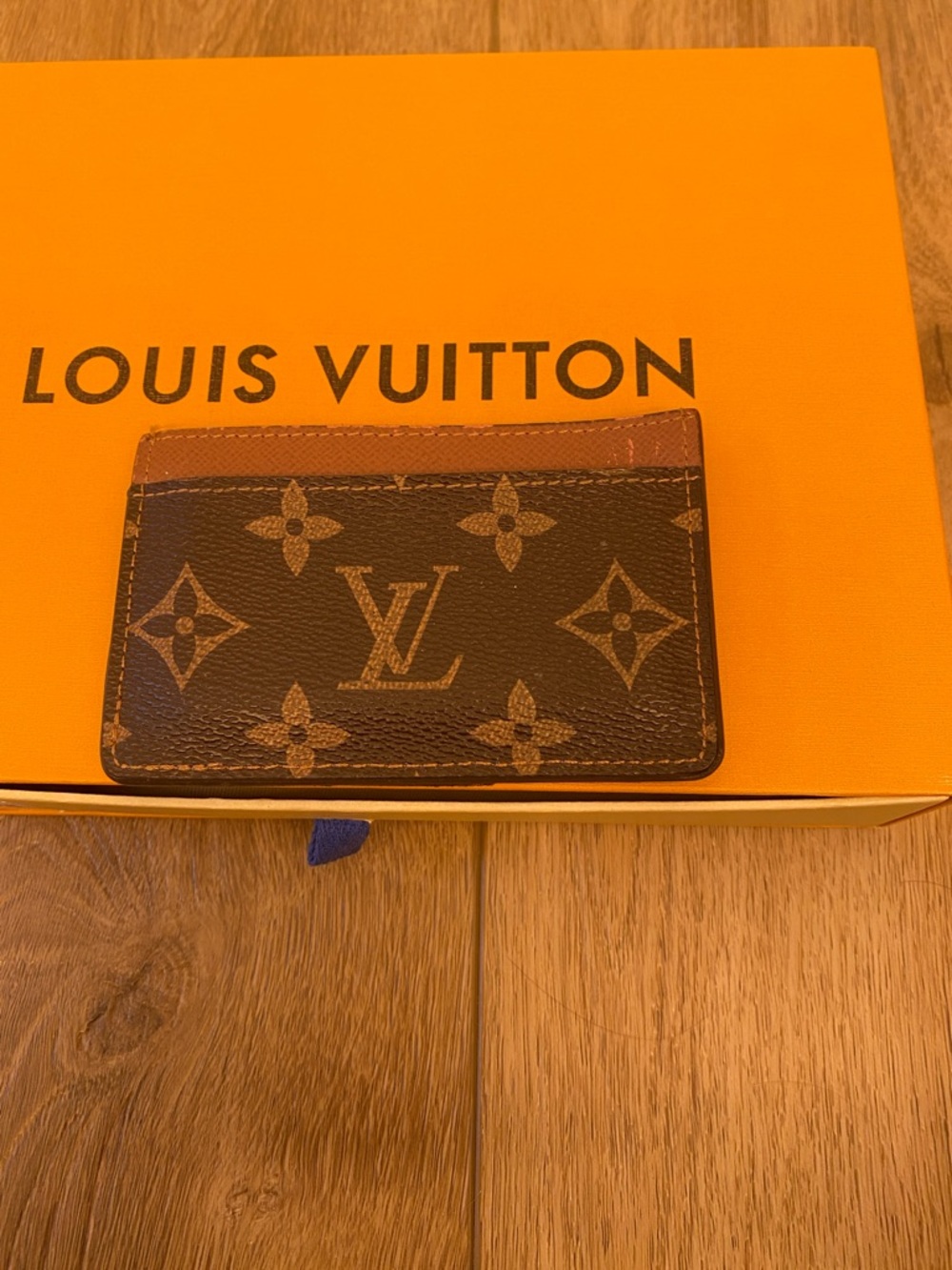 Luxury cardholder